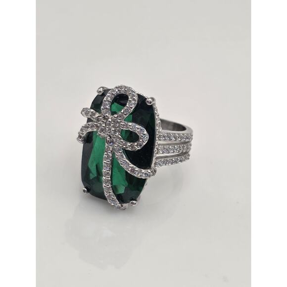 DSMK 925 Sterling Silver CZ EMERALD Ring Size 7